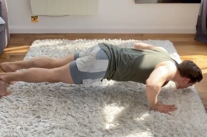 How to do push-ups - mistake #1
