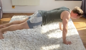 How to do push-ups - mistake #5